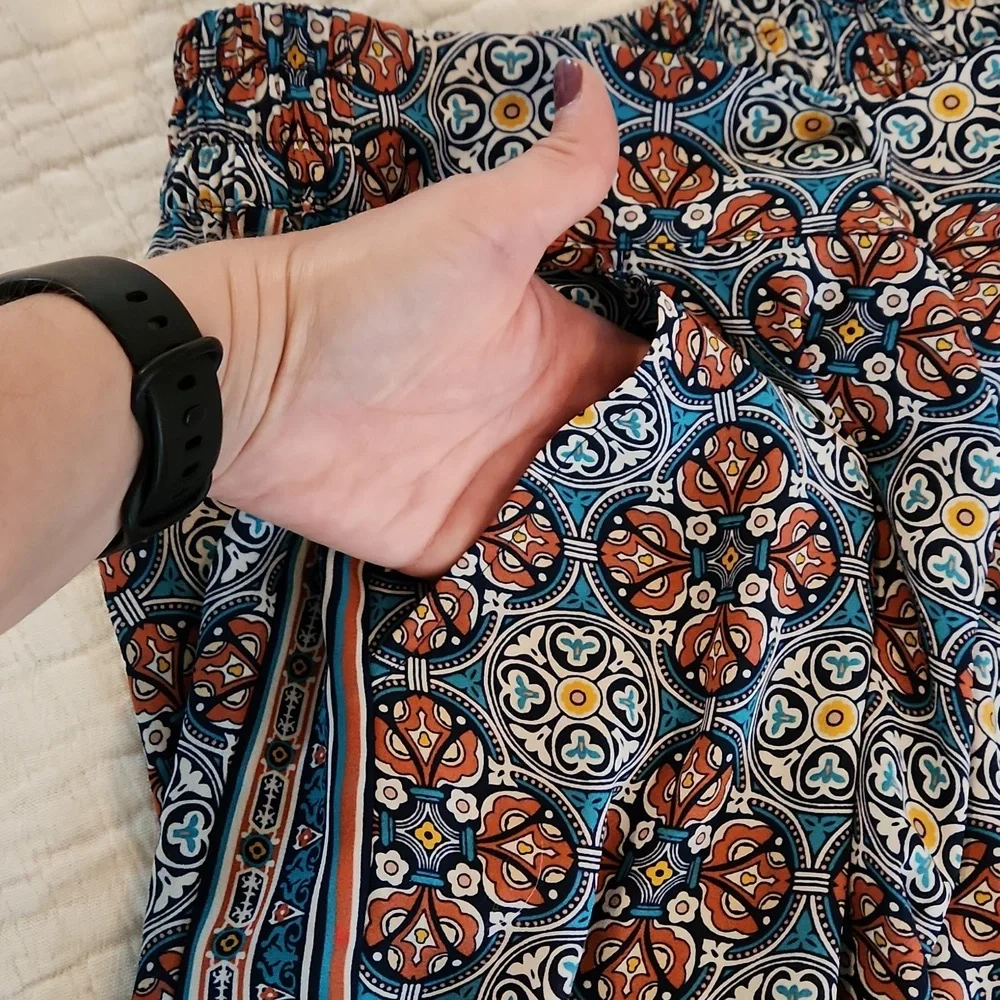 Max Studio Multicolor Patterned Pants - Picture 4 of 6